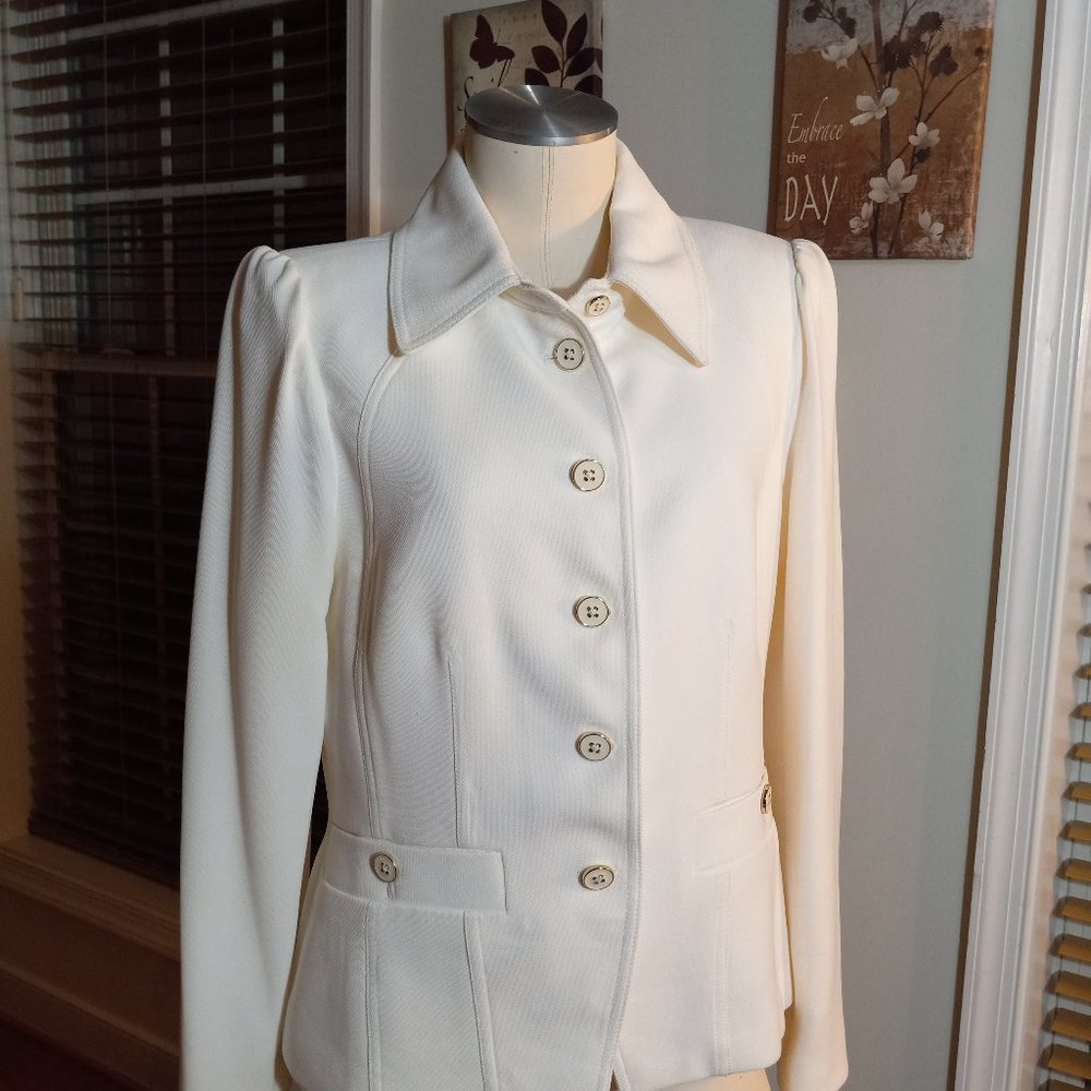 NEW Women Tommy Hilfiger Coat Size 10 NWT